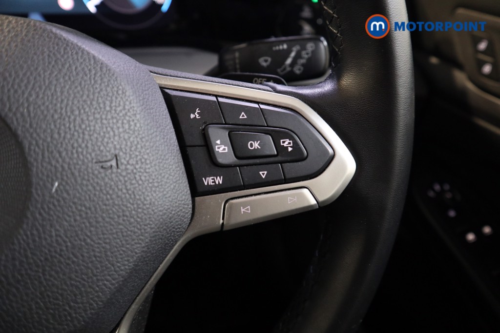 Volkswagen Golf Style Automatic Diesel Hatchback - Stock Number (1530803) - 4th supplementary image