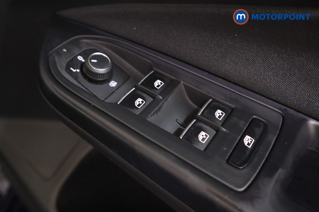 Volkswagen Golf Style Automatic Diesel Hatchback - Stock Number (1530803) - 9th supplementary image