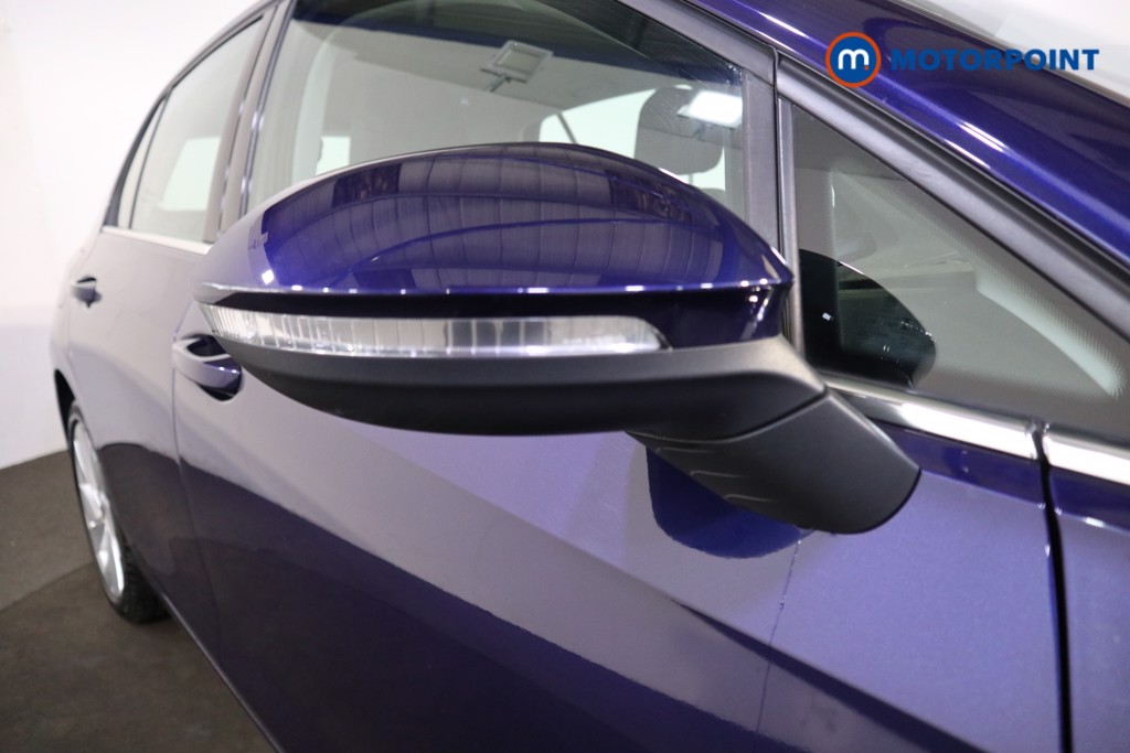 Volkswagen Golf Style Automatic Diesel Hatchback - Stock Number (1530803) - 21st supplementary image