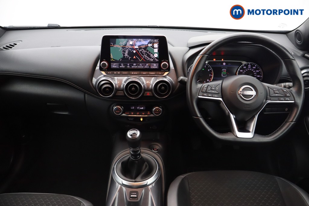 Nissan Juke N-Connecta Manual Petrol SUV - Stock Number (1532778) - 1st supplementary image