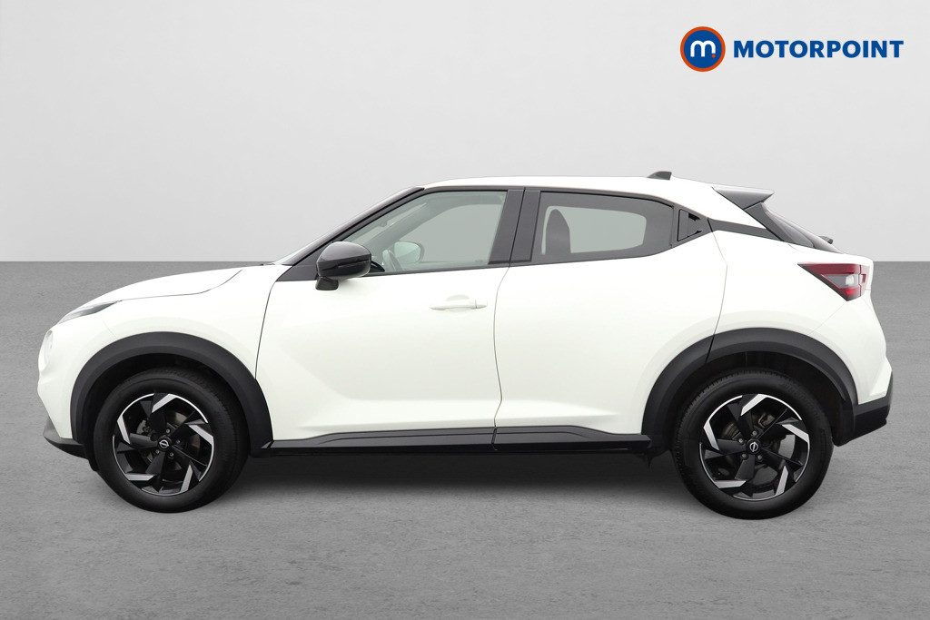 Nissan Juke N-Connecta Manual Petrol SUV - Stock Number (1532778) - Passenger side
