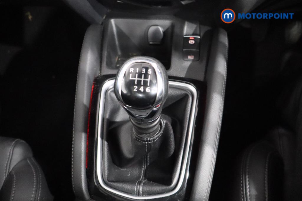 Nissan Qashqai Tekna Manual Diesel SUV - Stock Number (1533199) - 3rd supplementary image