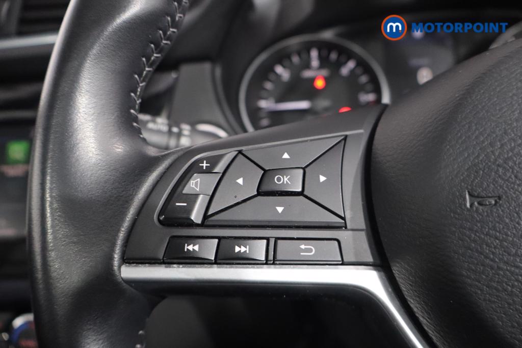 Nissan Qashqai Tekna Manual Diesel SUV - Stock Number (1533199) - 8th supplementary image