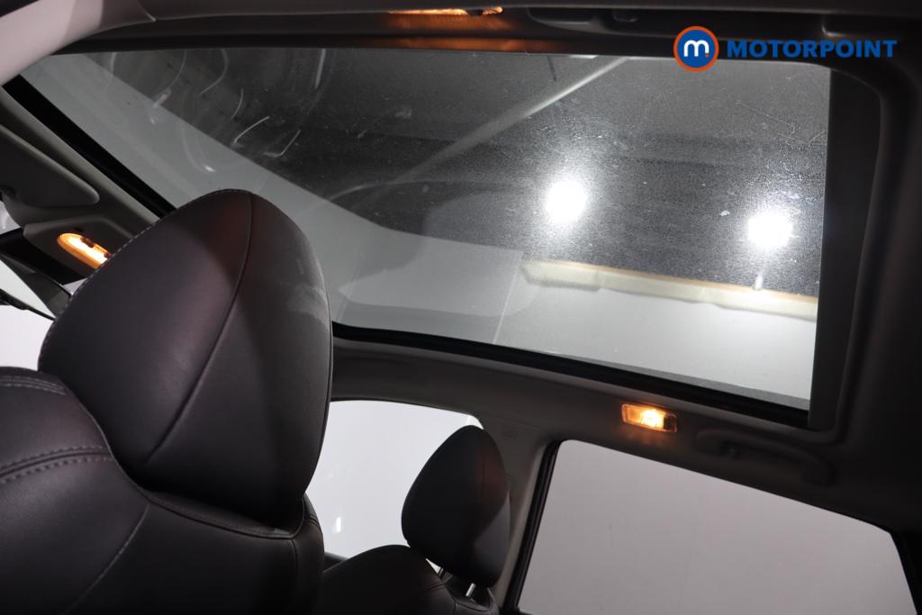 Nissan Qashqai Tekna Manual Diesel SUV - Stock Number (1533199) - 18th supplementary image