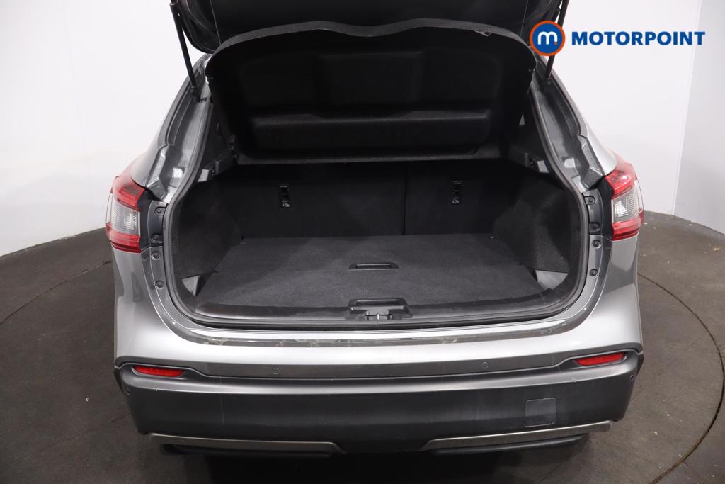 Nissan Qashqai Tekna Manual Diesel SUV - Stock Number (1533199) - 19th supplementary image