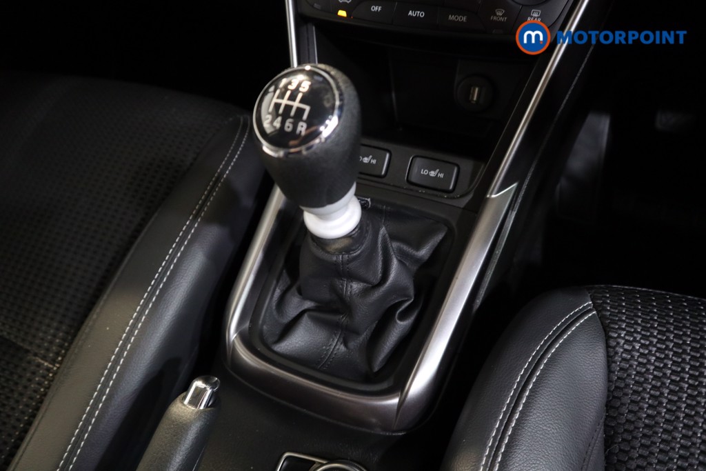 Suzuki S-Cross Ultra Manual Petrol-Electric Hybrid SUV - Stock Number (1534367) - 8th supplementary image