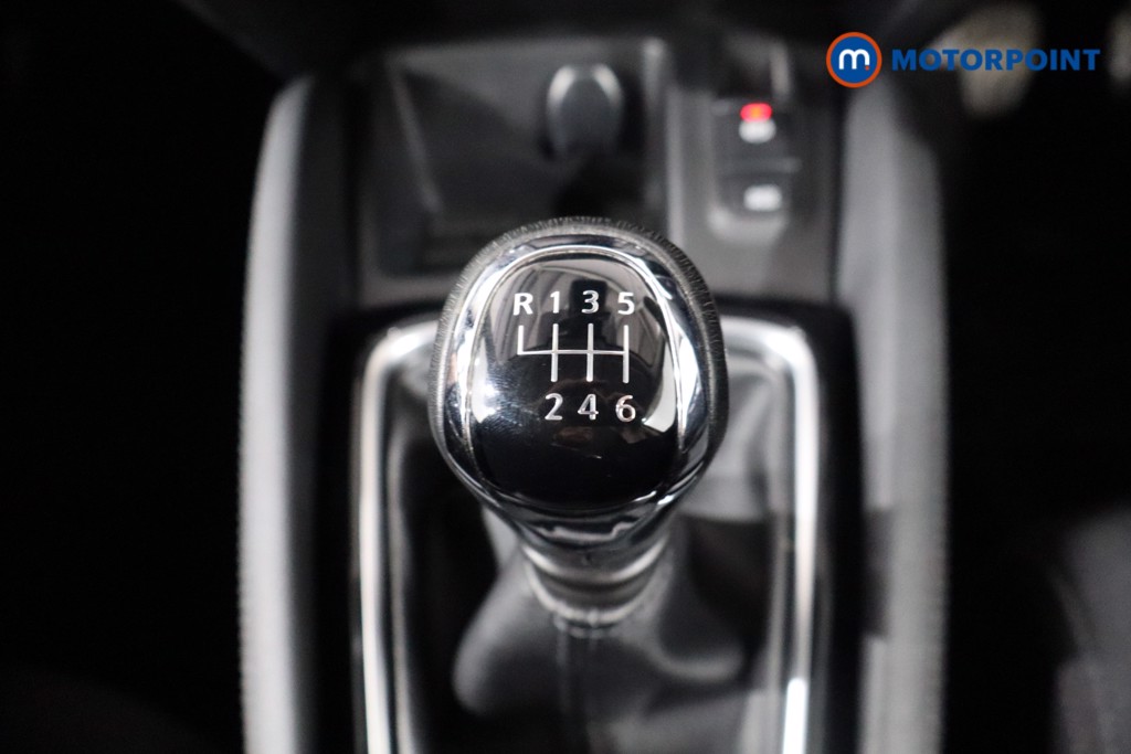 Nissan Qashqai Acenta Premium Manual Petrol SUV - Stock Number (1534387) - 14th supplementary image
