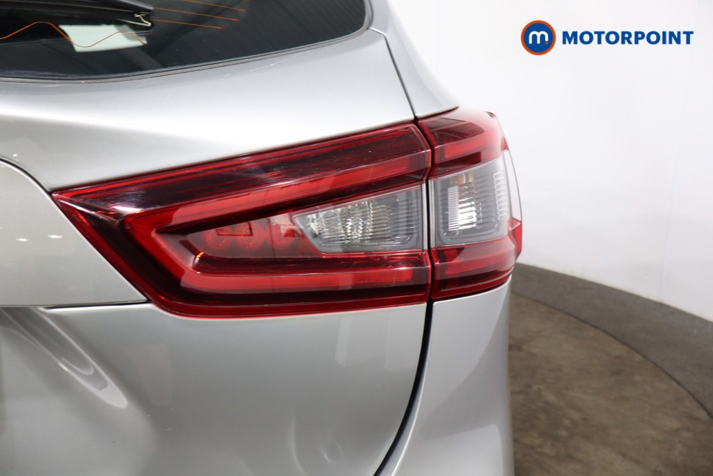 Nissan Qashqai Acenta Premium Manual Petrol SUV - Stock Number (1534387) - 23rd supplementary image