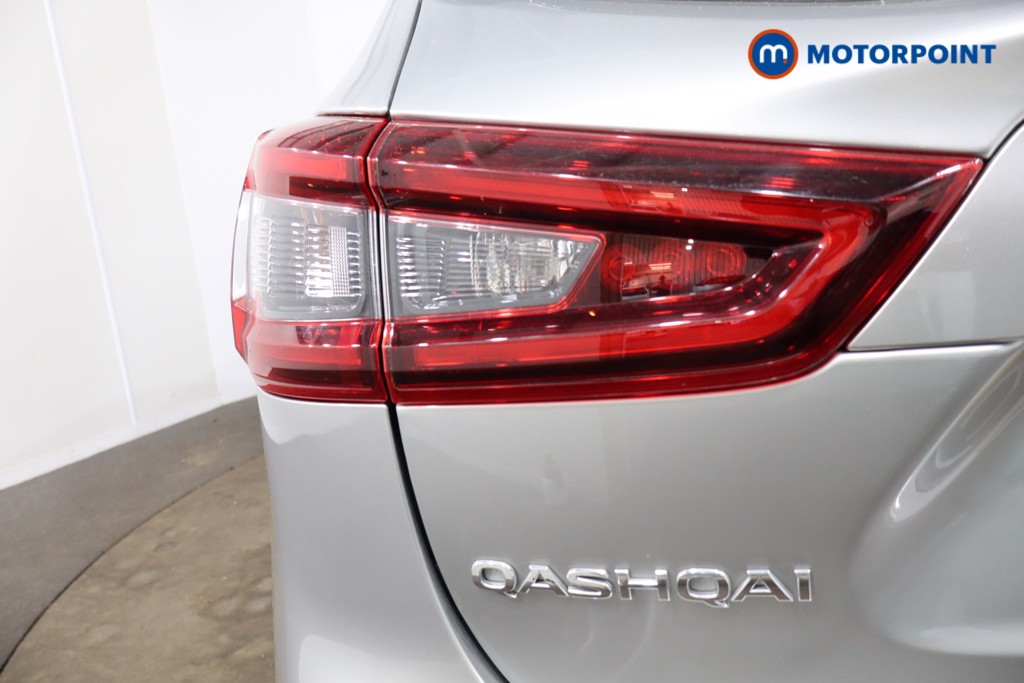 Nissan Qashqai Acenta Premium Manual Petrol SUV - Stock Number (1534387) - 24th supplementary image