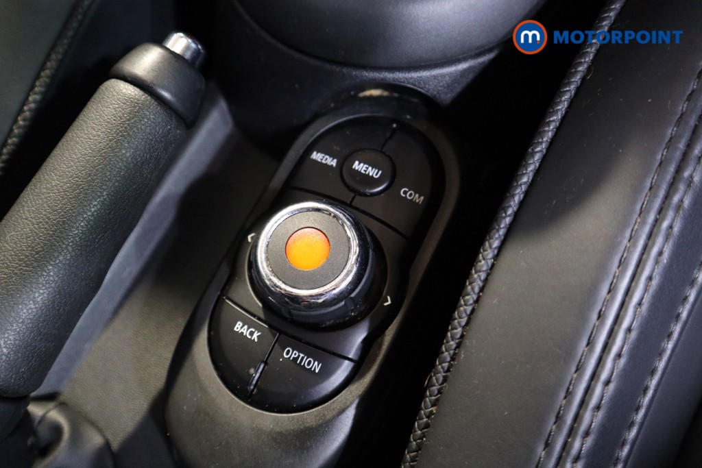 Mini Hatchback Cooper Exclusive Automatic Petrol Hatchback - Stock Number (1534657) - 8th supplementary image