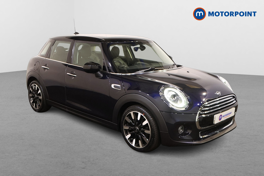 Mini Hatchback Cooper Exclusive Automatic Petrol Hatchback - Stock Number (1534657) - Drivers side front corner