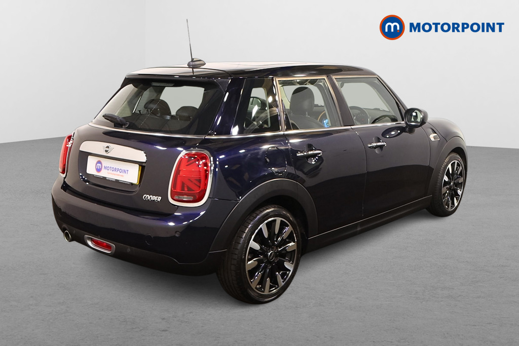 Mini Hatchback Cooper Exclusive Automatic Petrol Hatchback - Stock Number (1534657) - Drivers side rear corner