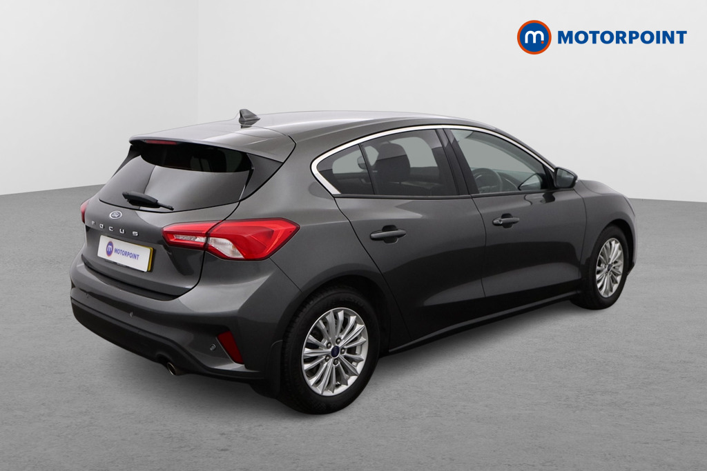 Ford Focus Titanium Manual Petrol Hatchback - Stock Number (1534700) - Drivers side rear corner
