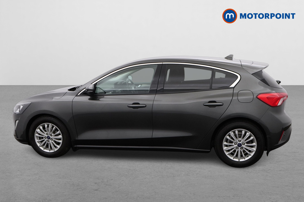 Ford Focus Titanium Manual Petrol Hatchback - Stock Number (1534700) - Passenger side