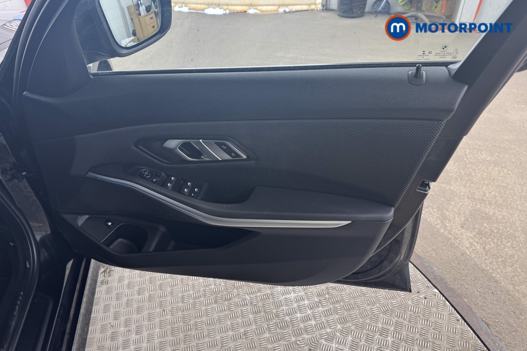 Toyota C-Hr Icon Automatic Petrol-Electric Hybrid SUV - Stock Number (1535878) - 14th supplementary image