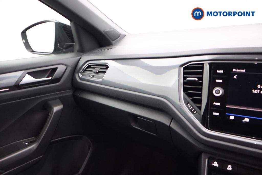 Volkswagen T-Roc R-Line Automatic Petrol SUV - Stock Number (1536437) - 7th supplementary image
