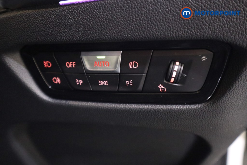 BMW 3 Series Sport Automatic Petrol Saloon - Stock Number (1537396) - 9th supplementary image