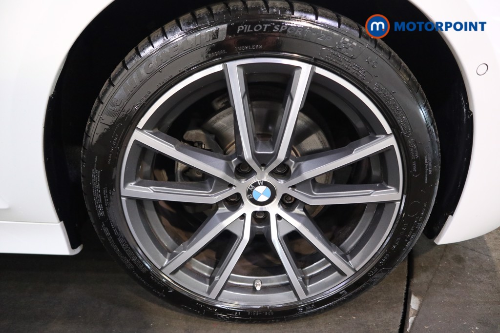 BMW 3 Series Sport Automatic Petrol Saloon - Stock Number (1537396) - 15th supplementary image