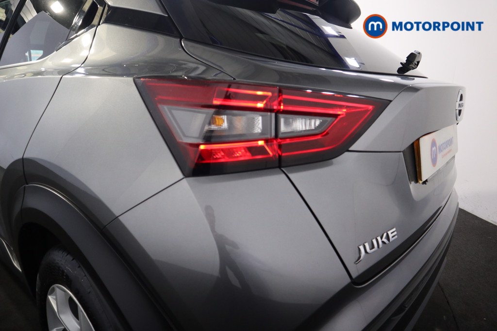Nissan Juke N-Connecta Manual Petrol SUV - Stock Number (1537833) - 20th supplementary image