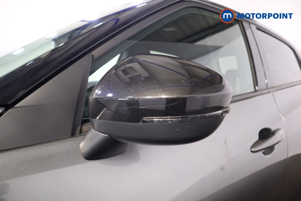 Nissan Juke N-Connecta Manual Petrol SUV - Stock Number (1537833) - 23rd supplementary image