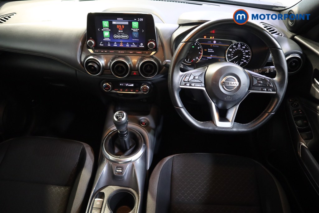 Nissan Juke N-Connecta Manual Petrol SUV - Stock Number (1537833) - 1st supplementary image