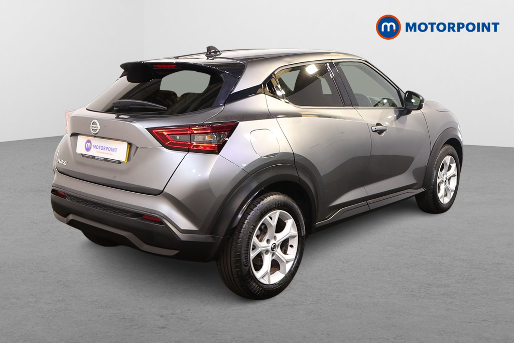 Nissan Juke N-Connecta Manual Petrol SUV - Stock Number (1537833) - Drivers side rear corner