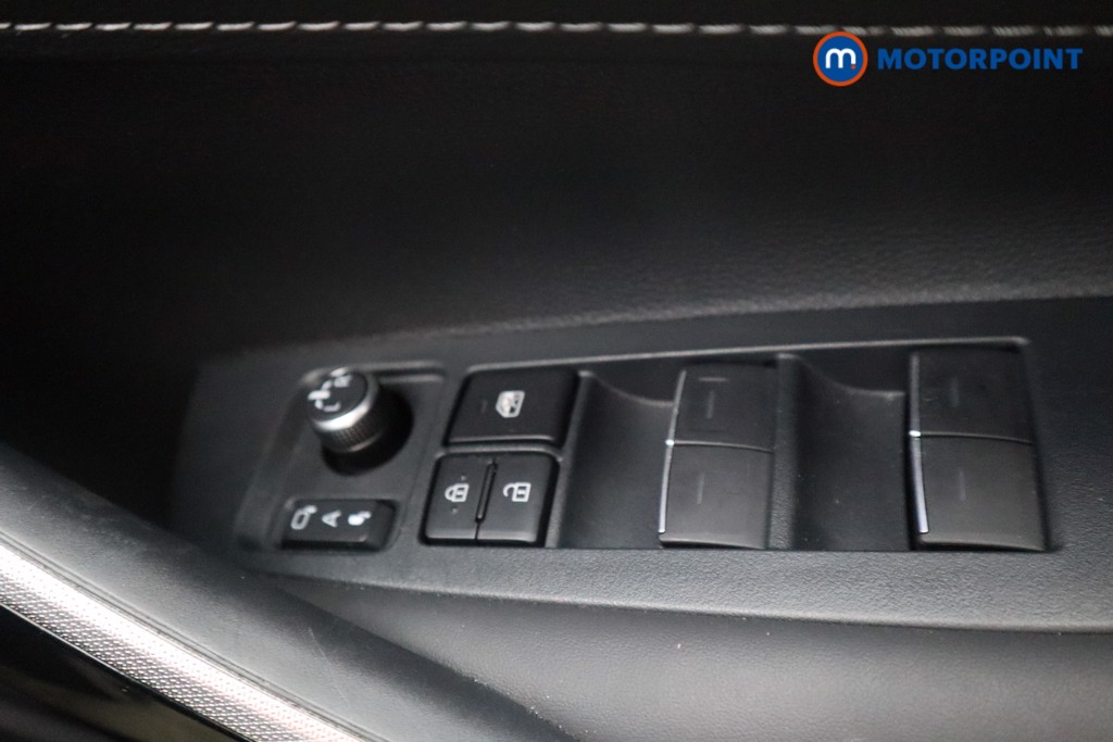 Toyota Corolla Design Automatic Petrol-Electric Hybrid Estate - Stock Number (1538132) - 16th supplementary image
