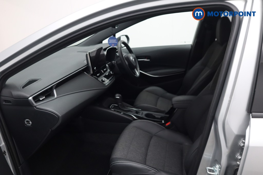 Toyota Corolla Design Automatic Petrol-Electric Hybrid Estate - Stock Number (1538132) - 1st supplementary image