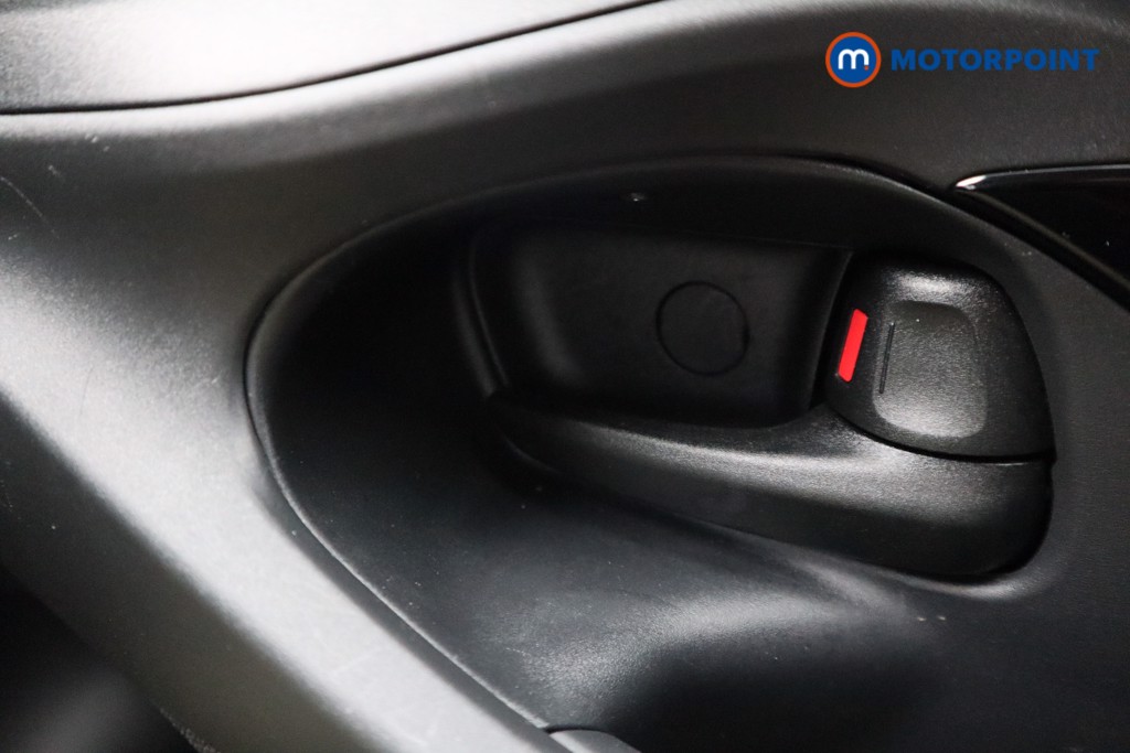 Toyota Yaris Design Automatic Petrol-Electric Hybrid Hatchback - Stock Number (1538142) - 15th supplementary image