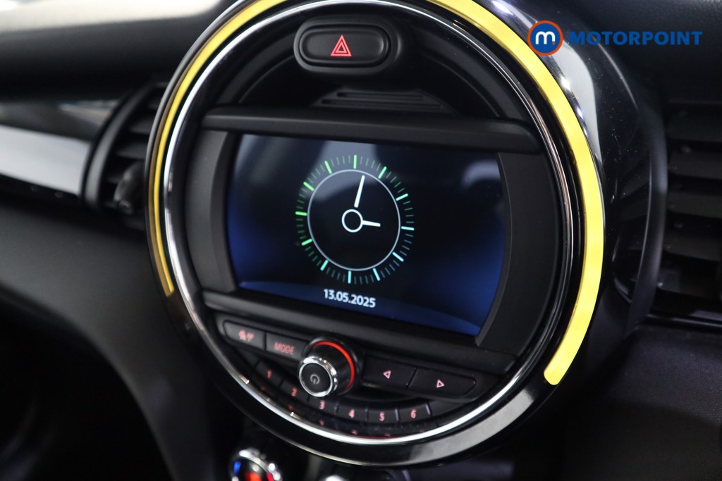 Mini Hatchback Cooper Exclusive Manual Petrol Hatchback - Stock Number (1539286) - 6th supplementary image
