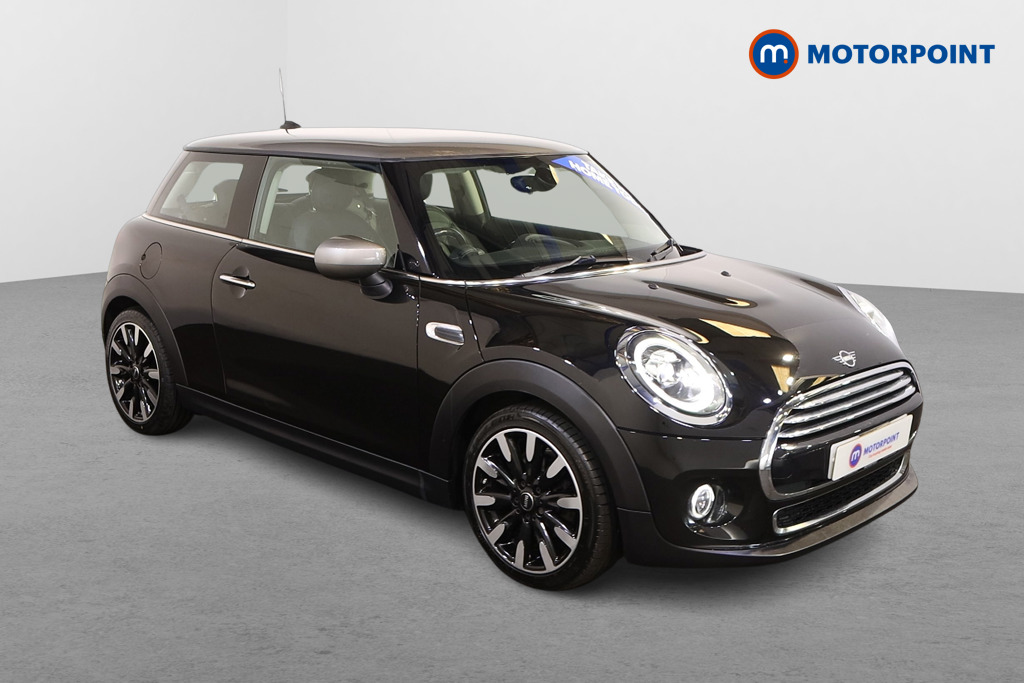 Mini Hatchback Cooper Exclusive Manual Petrol Hatchback - Stock Number (1539286) - Drivers side front corner