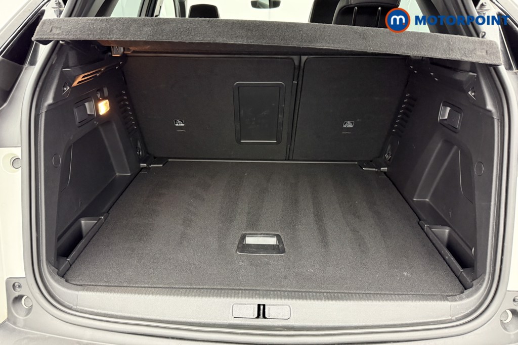 Peugeot 3008 GT Automatic Petrol SUV - Stock Number (1539665) - 22nd supplementary image