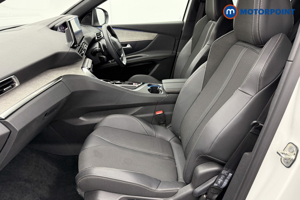 Peugeot 3008 GT Automatic Petrol SUV - Stock Number (1539665) - 23rd supplementary image