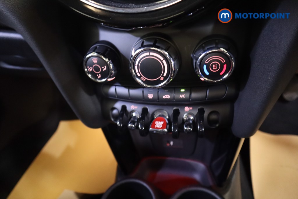 Mini Hatchback Cooper Classic Manual Petrol Hatchback - Stock Number (1539979) - 4th supplementary image