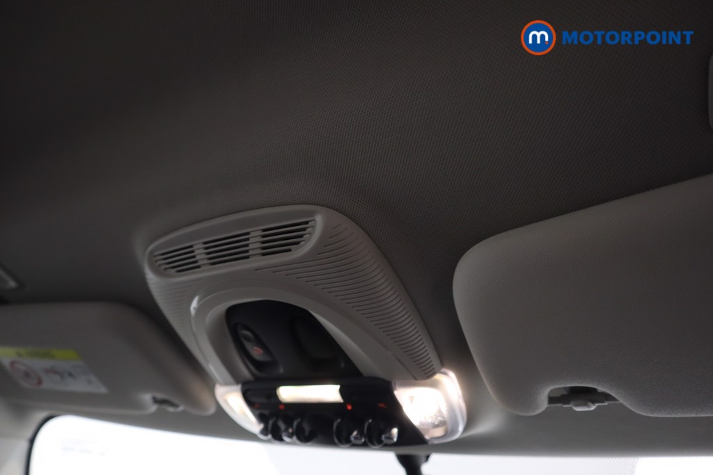 Mini Hatchback Cooper Classic Manual Petrol Hatchback - Stock Number (1539979) - 6th supplementary image