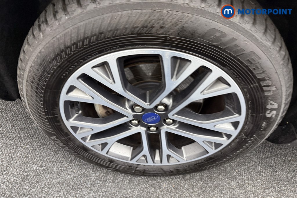 Ford Kuga Titanium Edition Manual Diesel SUV - Stock Number (1540146) - 32nd supplementary image