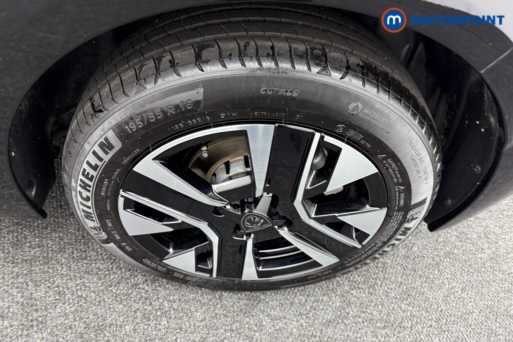 Peugeot 208 Allure Manual Petrol Hatchback - Stock Number (1540347) - 26th supplementary image