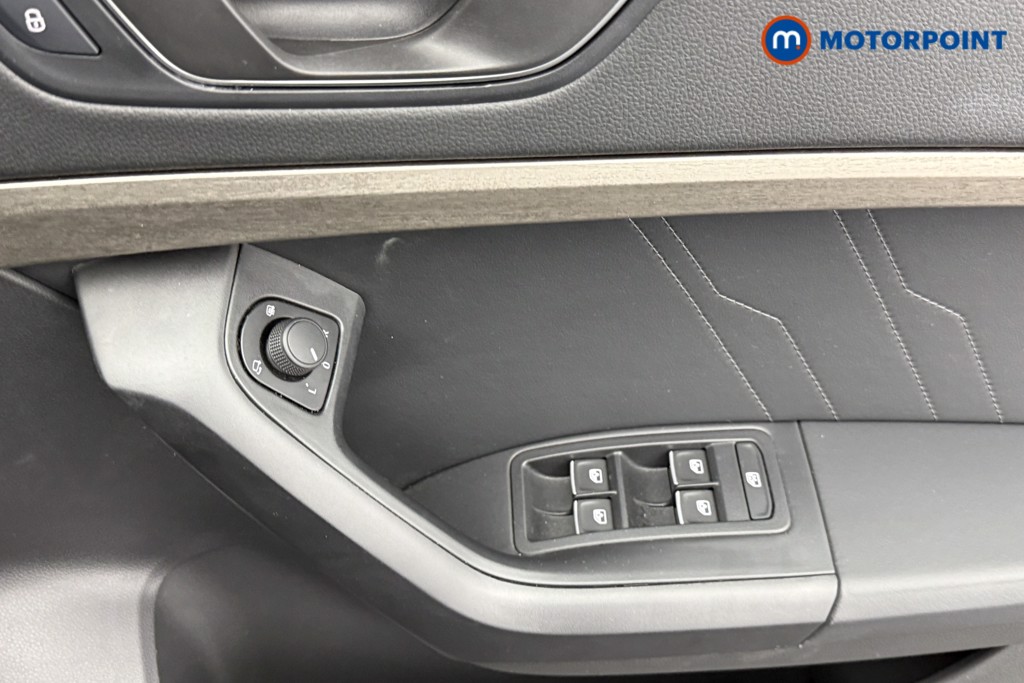 Seat Ateca Xperience Lux Manual Petrol SUV - Stock Number (1540722) - 16th supplementary image