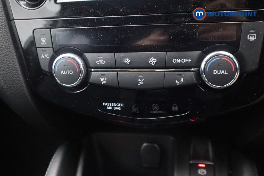 Nissan Qashqai N-Connecta Manual Petrol SUV - Stock Number (1540760) - 8th supplementary image