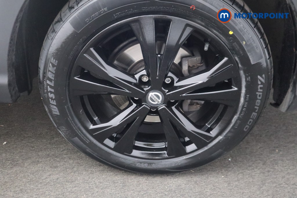 Nissan Qashqai N-Connecta Manual Petrol SUV - Stock Number (1540760) - 20th supplementary image