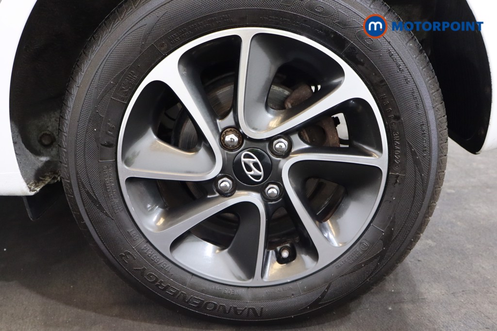 Hyundai I10 Premium Manual Petrol Hatchback - Stock Number (1540927) - 14th supplementary image