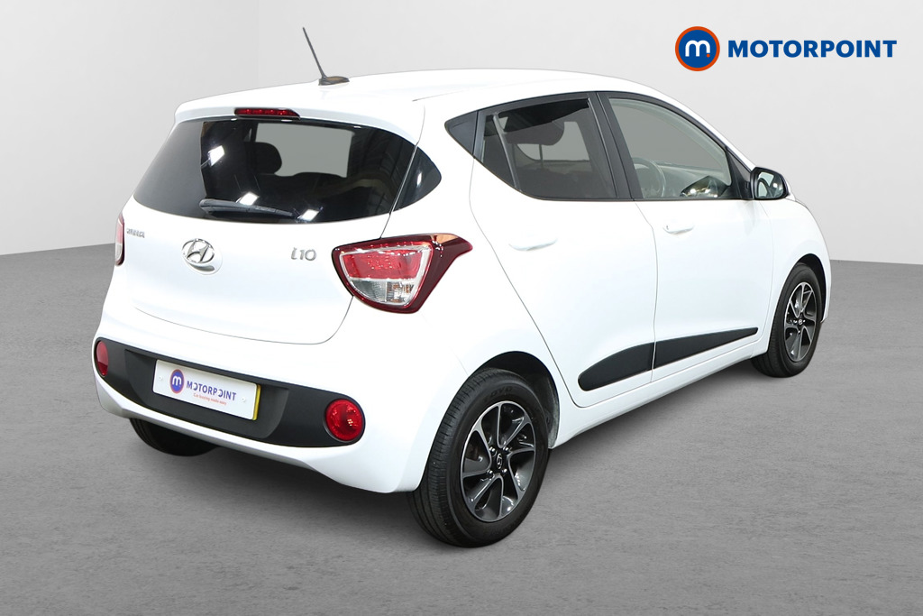 Hyundai I10 Premium Manual Petrol Hatchback - Stock Number (1540927) - Drivers side rear corner