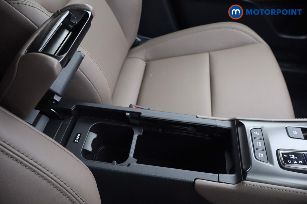 Lexus LBX Premium Plus Automatic Petrol-Electric Hybrid SUV - Stock Number (1541175) - 8th supplementary image