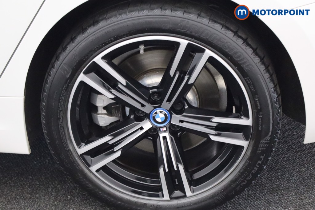 BMW 3 Series M Sport Automatic Petrol Plug-In Hybrid Saloon - Stock Number (1541546) - 22nd supplementary image
