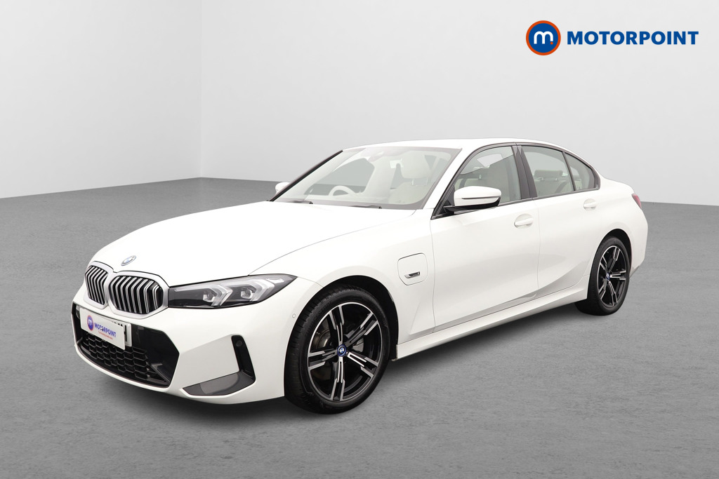 BMW 3 Series M Sport Automatic Petrol Plug-In Hybrid Saloon - Stock Number (1541546) - Passenger side front corner