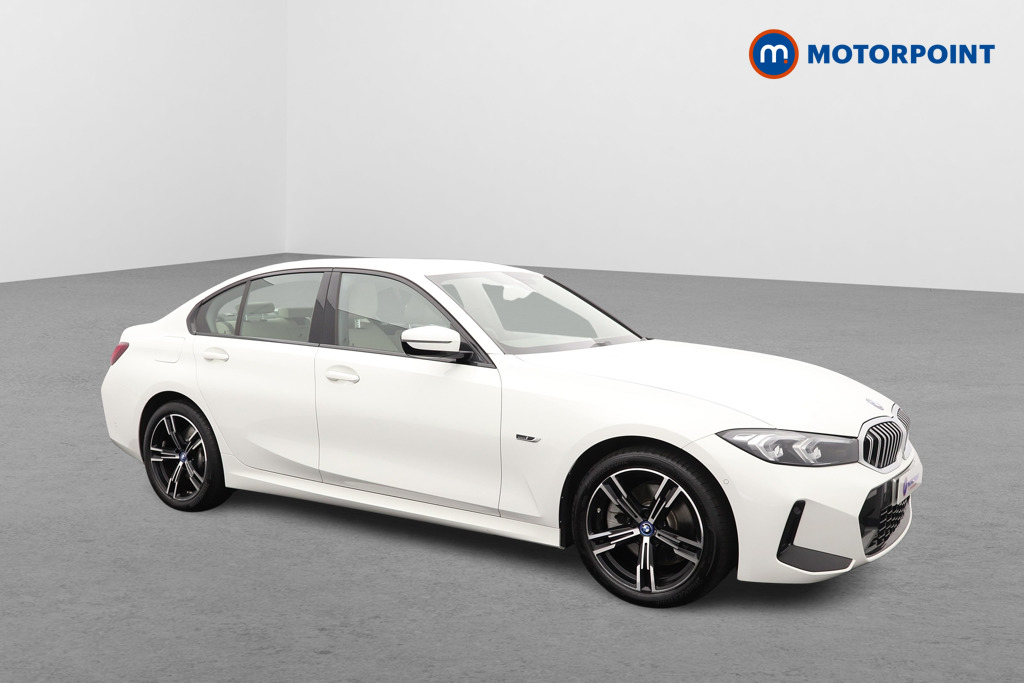 BMW 3 Series M Sport Automatic Petrol Plug-In Hybrid Saloon - Stock Number (1541546) - Drivers side front corner