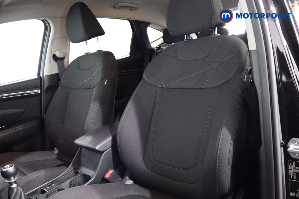 Hyundai Tucson Se Connect Manual Petrol SUV - Stock Number (1541659) - 4th supplementary image