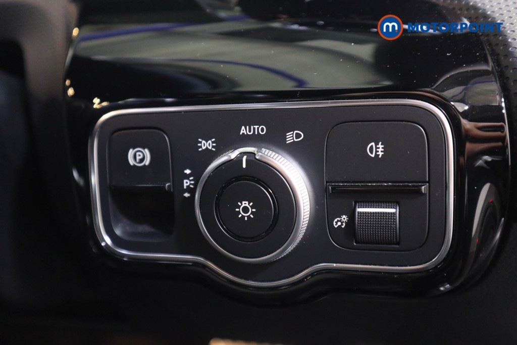 Mercedes-Benz CLA Amg Line Automatic Petrol Estate - Stock Number (1541706) - 9th supplementary image
