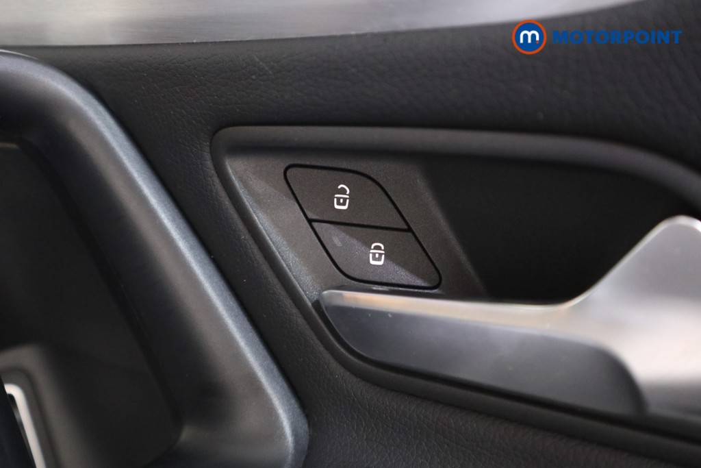 Mercedes-Benz CLA Amg Line Automatic Petrol Estate - Stock Number (1541706) - 12th supplementary image