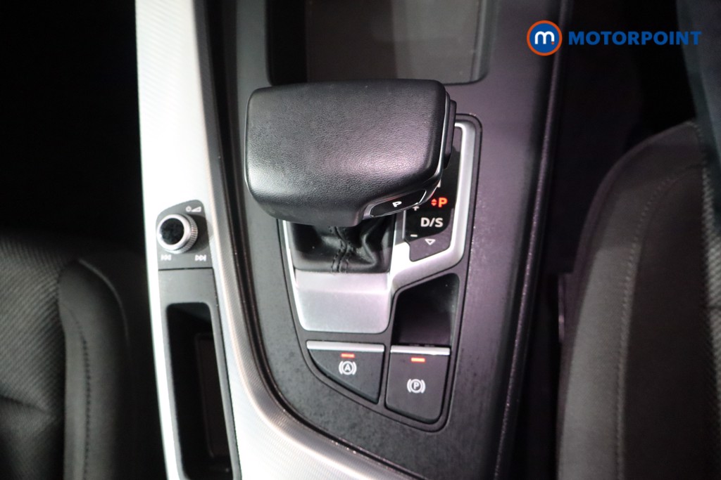 Audi A4 Technik Automatic Petrol Saloon - Stock Number (1541951) - 16th supplementary image